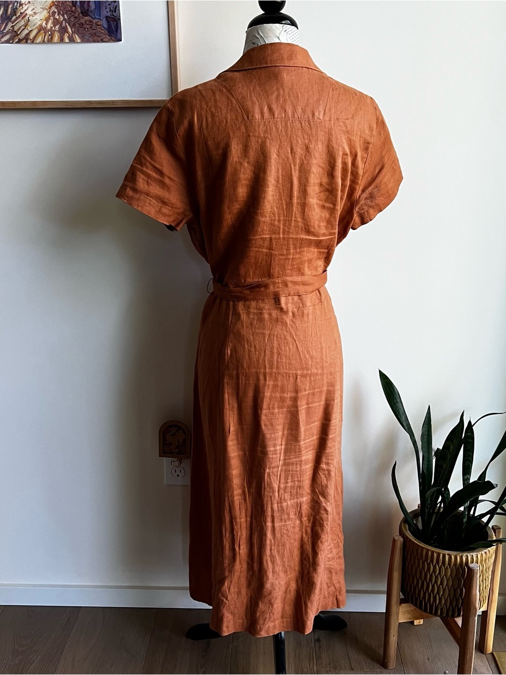 Quince Linen Dress - Picture 3 of 10